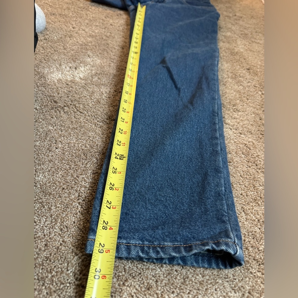 L.L. Bean Original Fit/Relaxed Blue Washed Women's Jeans Size 4 Regular - Picture 8 of 9